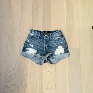 Hollister mom shorts